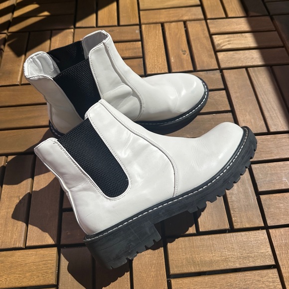 Shoes - White Boots